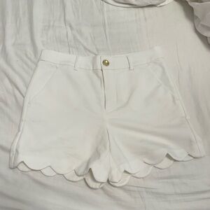 Lilly Pulitzer scalloped hem shorts